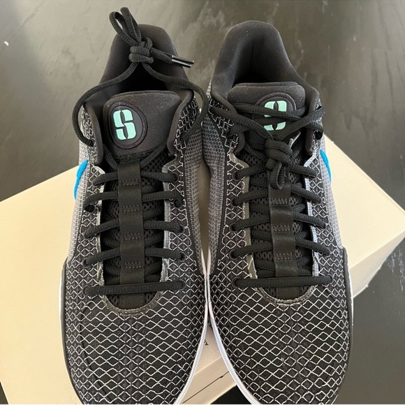 ✔️New✔️ NIKE Sabrina 1 Family Bonds Black - Picture 7 of 11